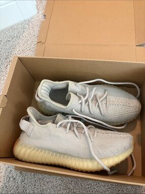 adidas Yeezy Boost 350 V2 - sesame tan color